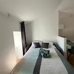 아파트 La Cachette Saint-Jean-dʼAngély