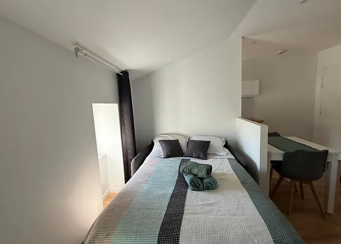 Apartment La Cachette Saint-Jean-d'Angely